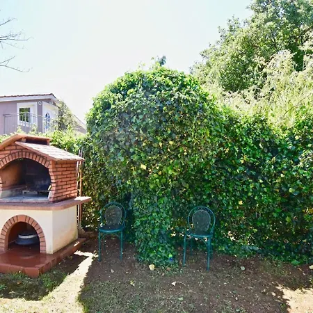 Ground Floor With Grill Appartement Medulin